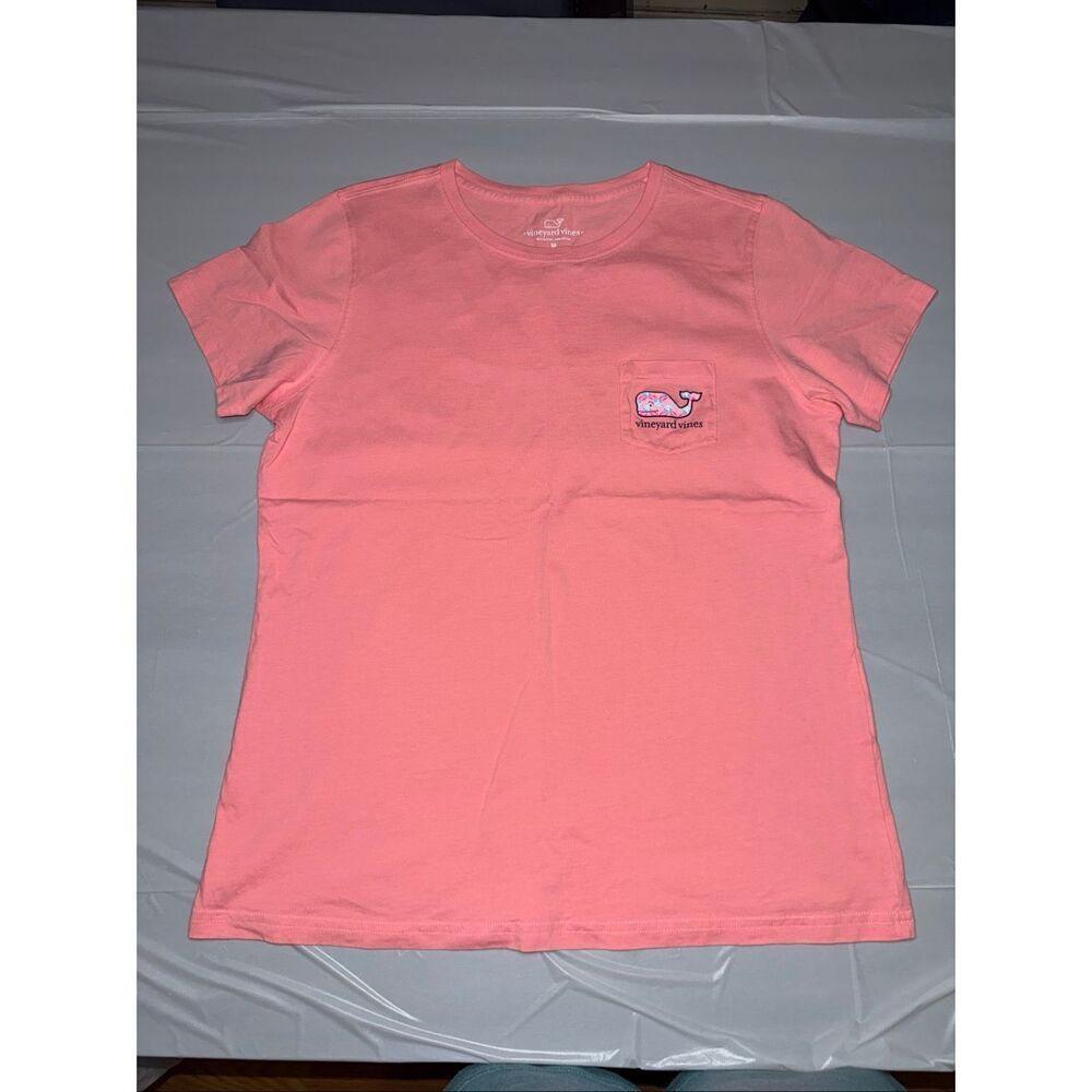 Vineyard Vines Coral Colored Short Sleeve Pocket Tee Size Medium